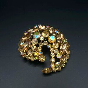 Vintage Rhinestone Brooch – Likely 1960s–1970s – Juliana / Sherman Style